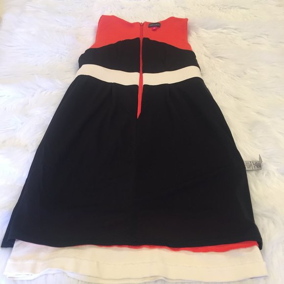 Vince Camuto Classic Work Dress Size 2 - Picture 5 of 8